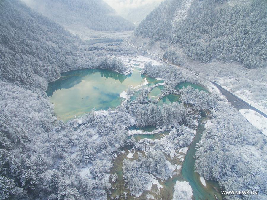 CHINA-SICHUAN-JIUZHAI VALLEY-REOPENING(CN)