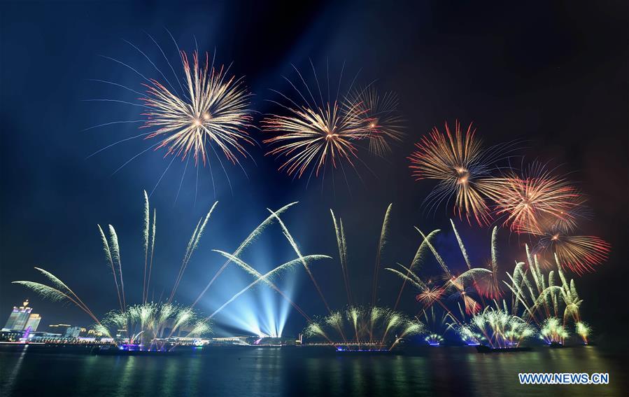 (SCO SUMMIT) CHINA-QINGDAO-SCO-LIGHTS-FIREWORKS-SHOW (CN)