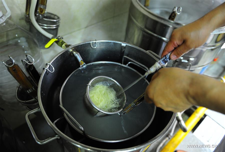 CHINA-SHANDONG-NOODLE MAKING (CN)