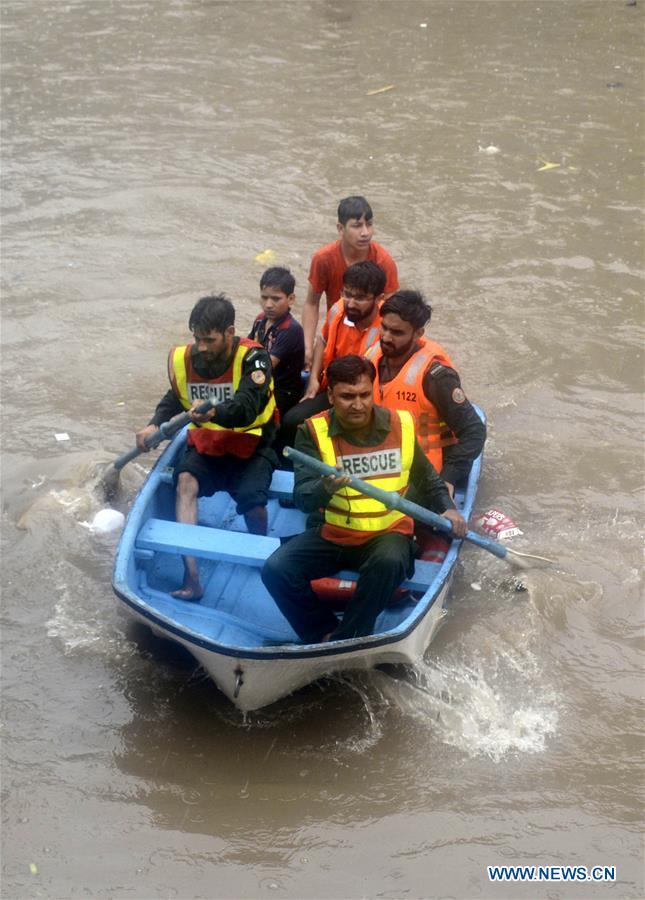 PAKISTAN-LAHORE-HEAVY RAIN