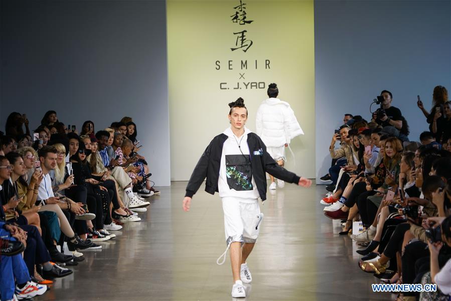 U.S.-NEW YORK-FASHION WEEK-SEMIR-CJ YAO