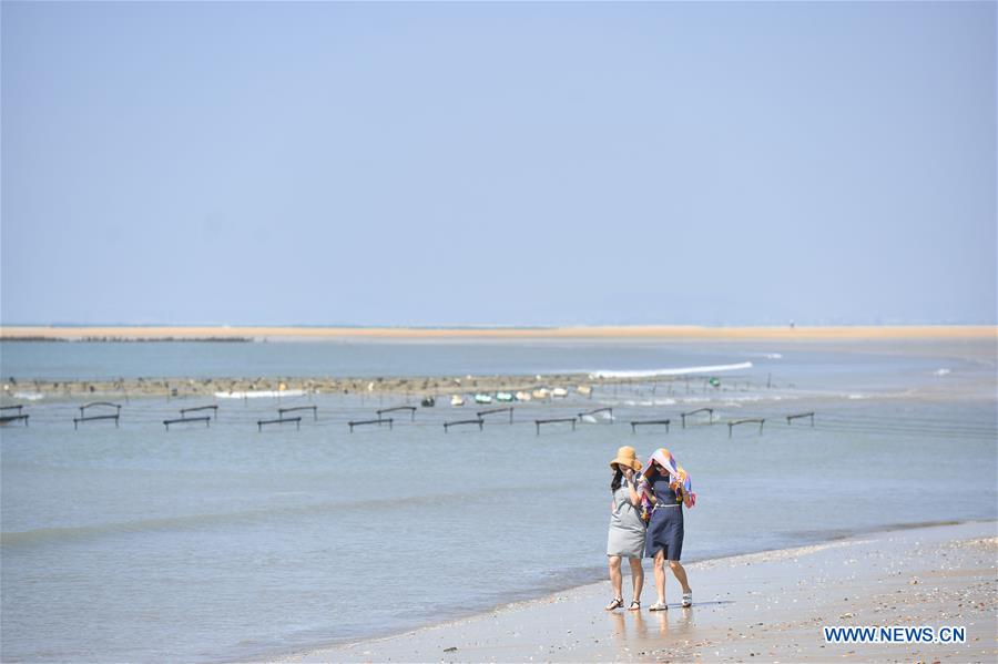 CHINA-FUJIAN-JINJIANG-COAST-LANDSCAPE-SANDBAR (CN)