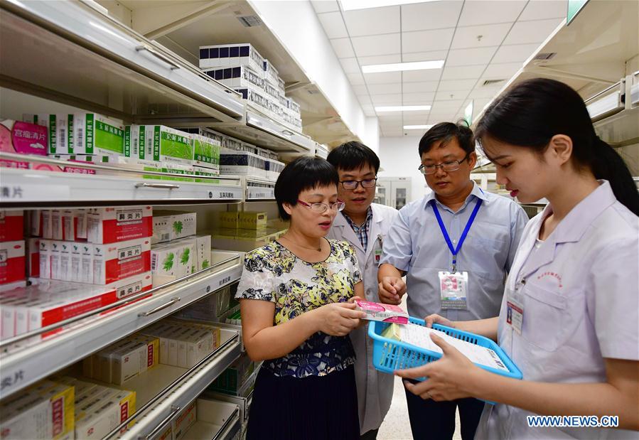 Xinhua Headlines: China considers tougher law against counterfeit drugs