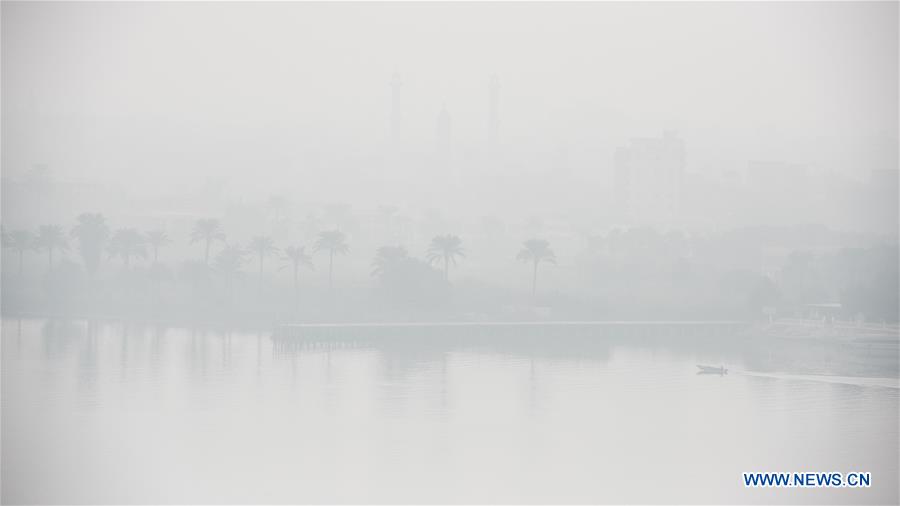 EGYPT-CAIRO-FOG