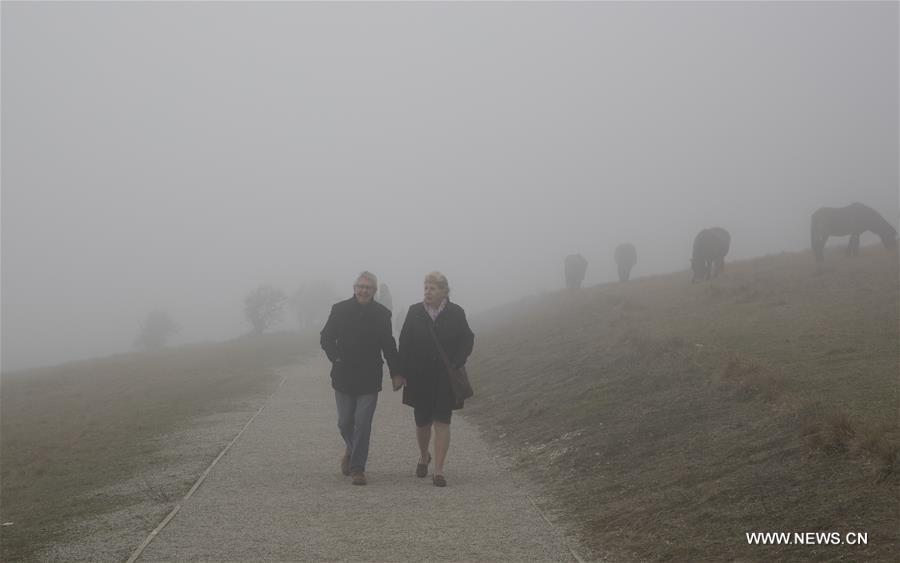 BRITAIN-DOVER-WEATHER-FOG