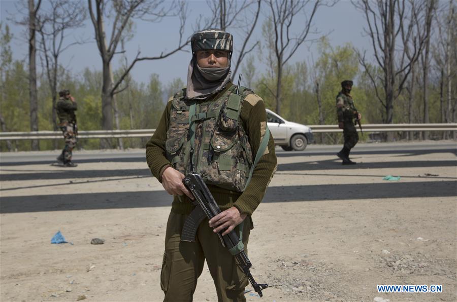 KASHMIR-SRINAGAR-HIGHWAY-SECURITY