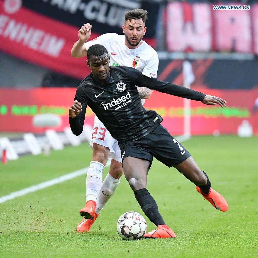 (SP)GERMANY-FRANKFURT-SOCCER-BUNDESLIGA-FRANKFURT VS AUGSBURG