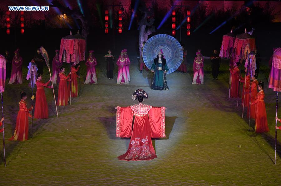 CHINA-GANSU-DUNHUANG-PERFORMANCE (CN)