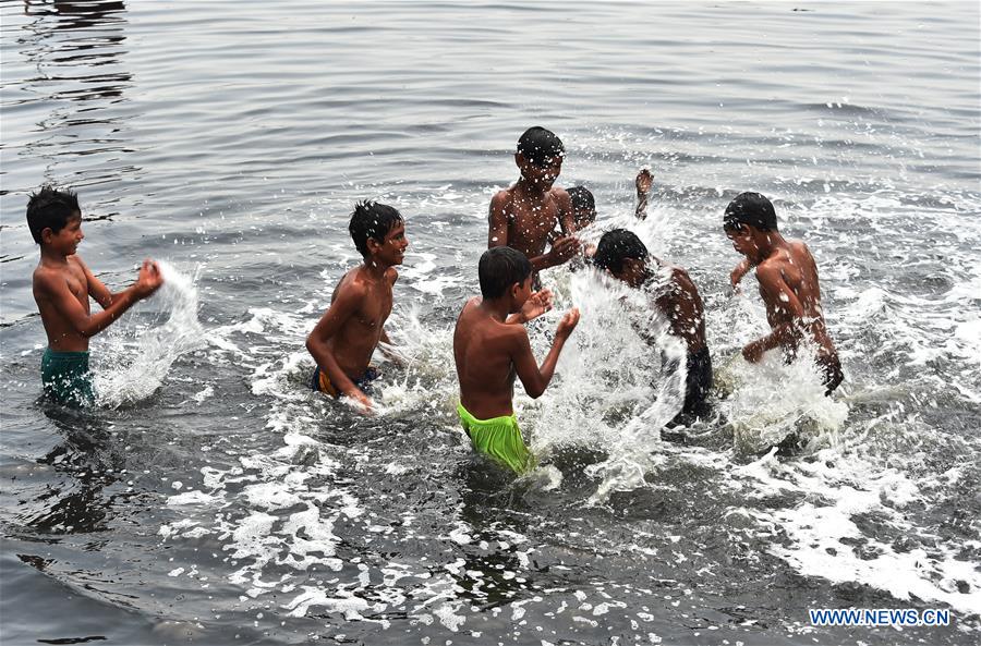 BANGLADESH-DHAKA-WEATHER