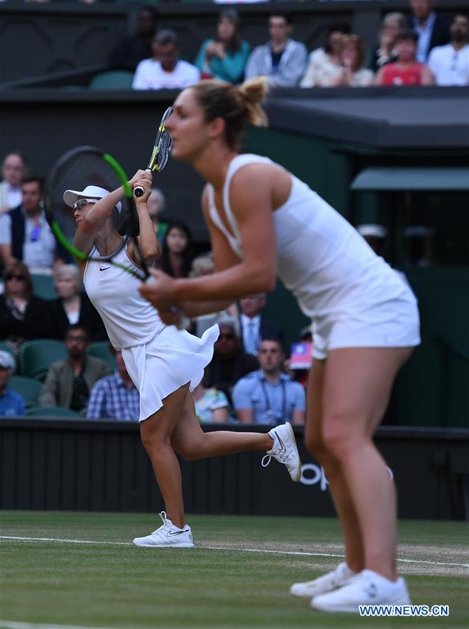 (SP)BRITAIN-LONDON-TENNIS-WIMBLEDON-WOMEN'S DOUBLES-FINAL