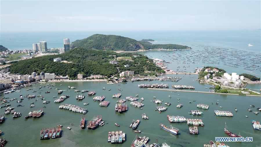 CHINA-GUANGDONG-YANGJIANG-FISHING SEASON (CN)