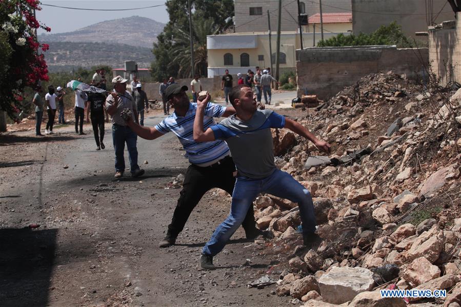 MIDEAST-WEST BANK-NABLUS-CLASHES