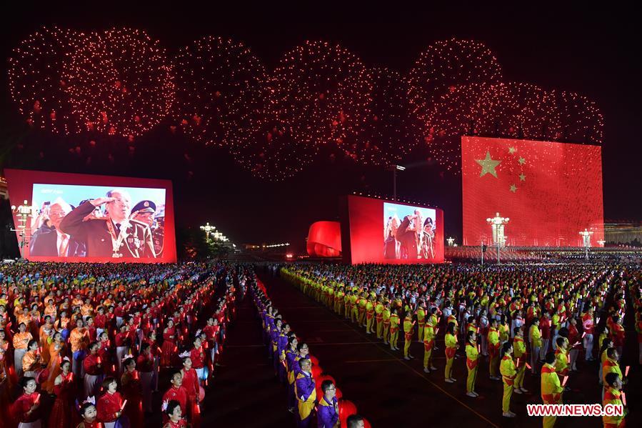 (PRC70Years)CHINA-BEIJING-NATIONAL DAY-CELEBRATIONS-EVENING GALA (CN)