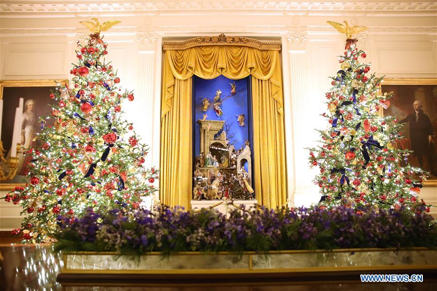 U.S.-WASHINGTON D.C.-WHITE HOUSE-CHRISTMAS-DECORATIONS