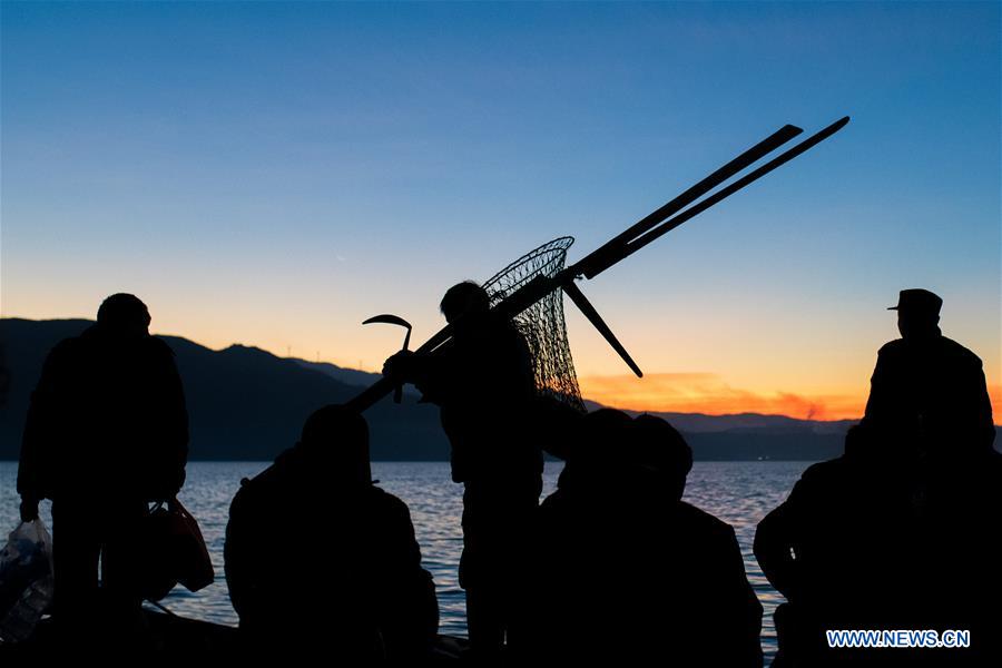 CHINA-YUNNAN-XINGYUN LAKE-FISH SEASON-START (CN)