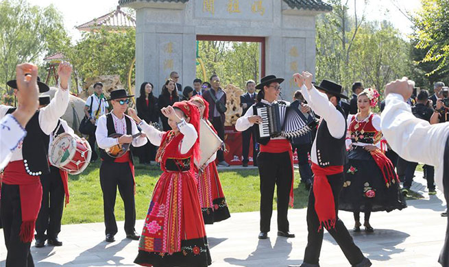 "Macao Day" event held at Beijing horticultural expo