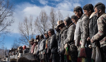 Traditional activity held at Gyangze in SW China's Tibet