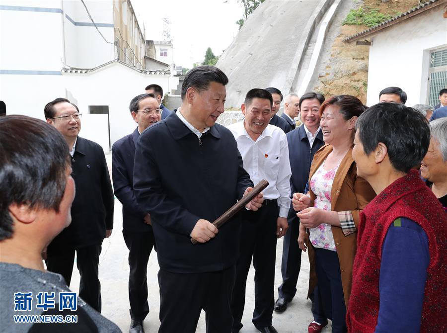 （时政）（1）习近平在湖北考察