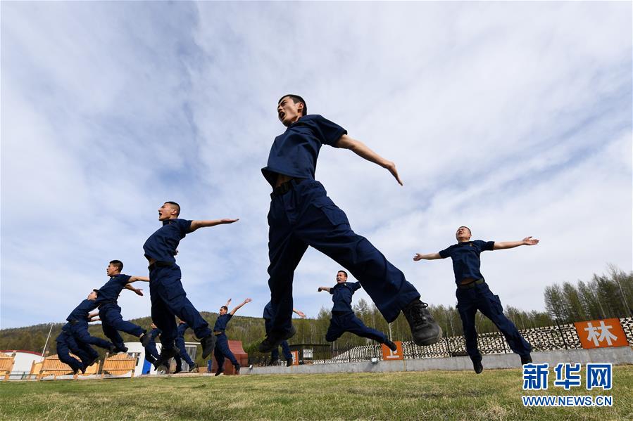 （壮丽70年·奋斗新时代·图文互动）（8）林海孤岛唱响冰与火之歌——记内蒙古森林消防总队大兴安岭支队奇乾中队