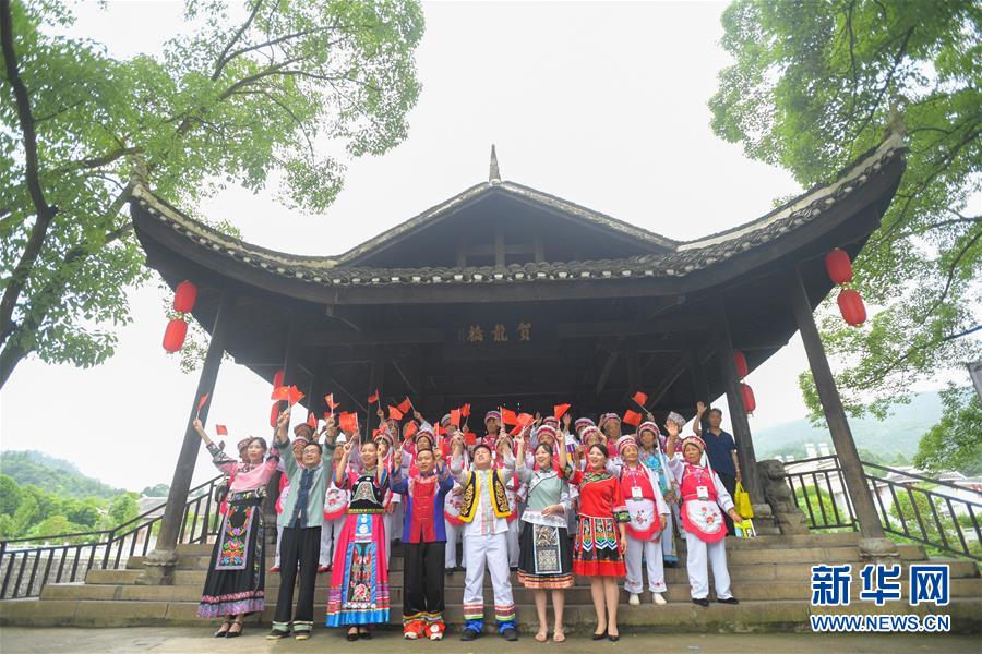 （壮丽70年·奋斗新时代——记者再走长征路·图文互动）（4）何须马革裹尸还——重访红二、六军团出发地